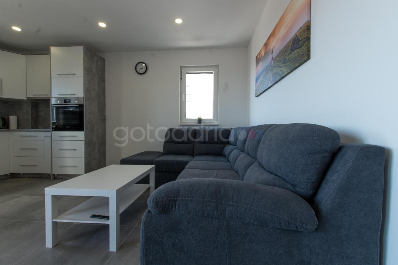 Sea View Apartments Diana มาคาร์สกา ภายนอก รูปภาพ