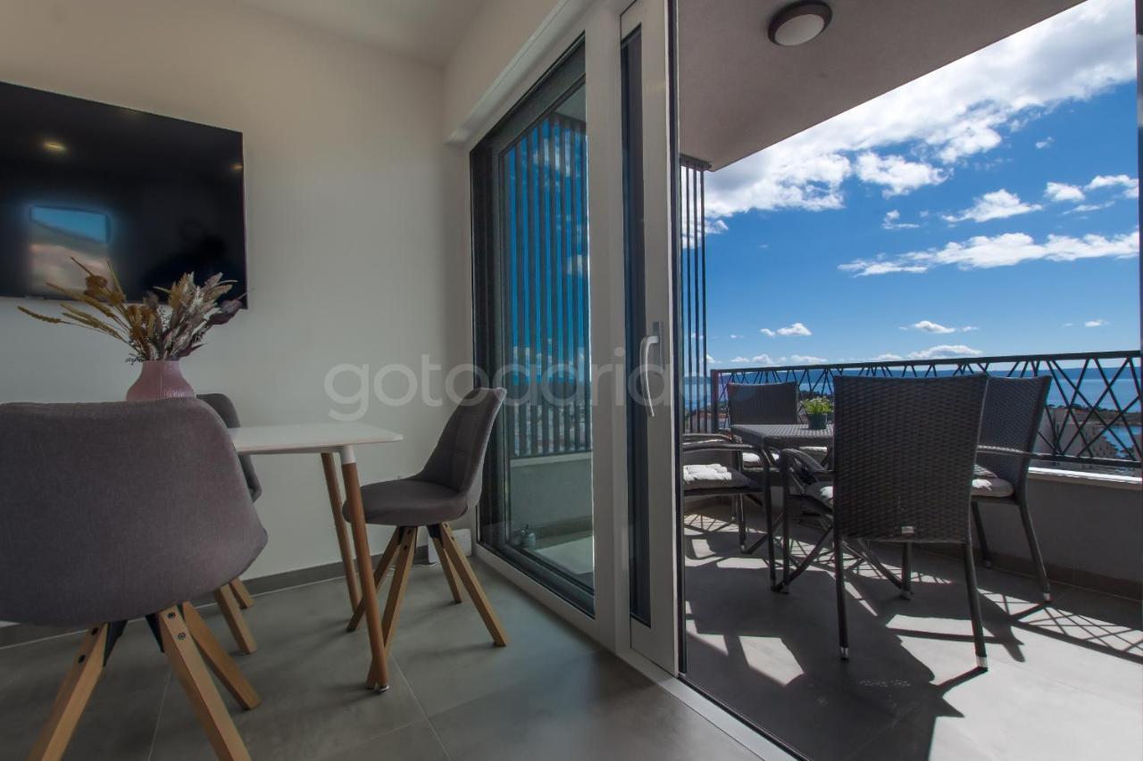 Sea View Apartments Diana มาคาร์สกา ภายนอก รูปภาพ