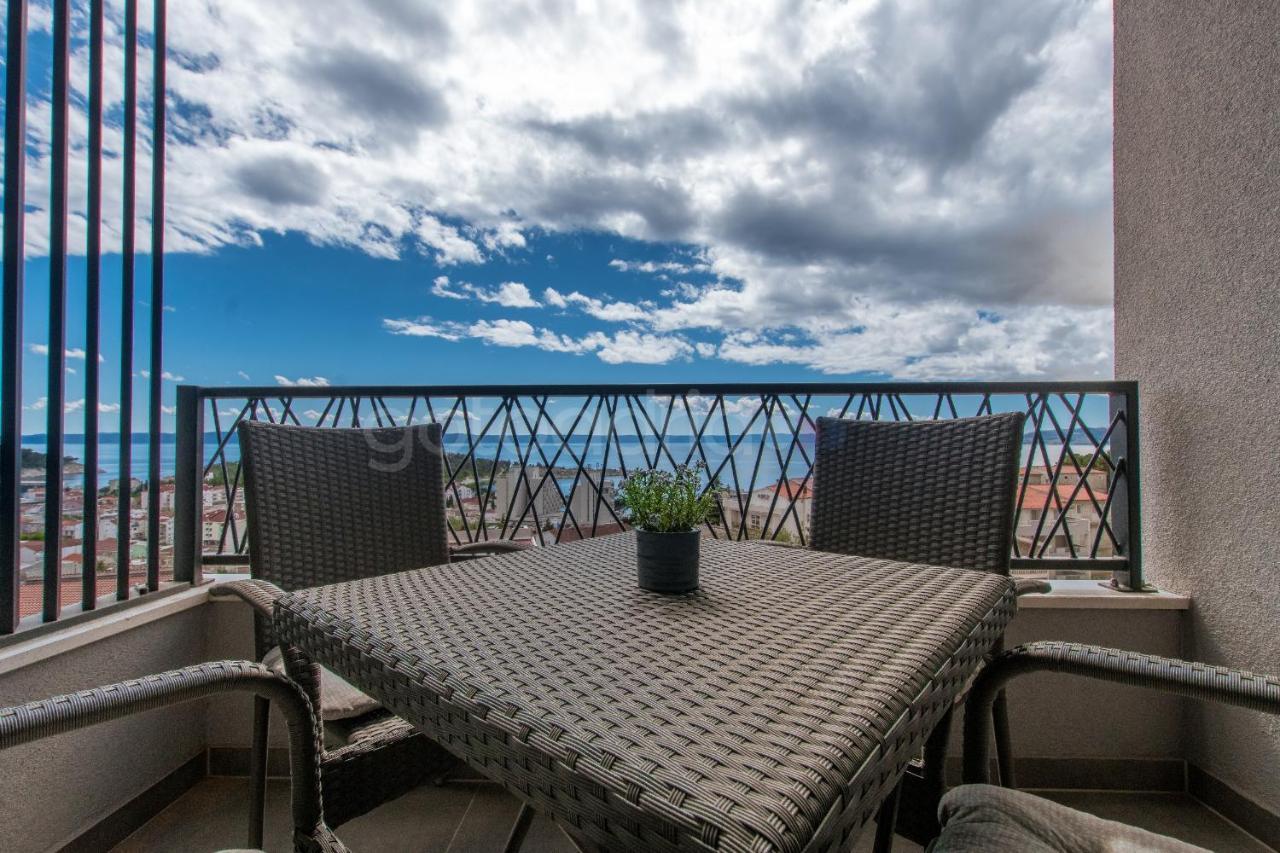 Sea View Apartments Diana มาคาร์สกา ภายนอก รูปภาพ