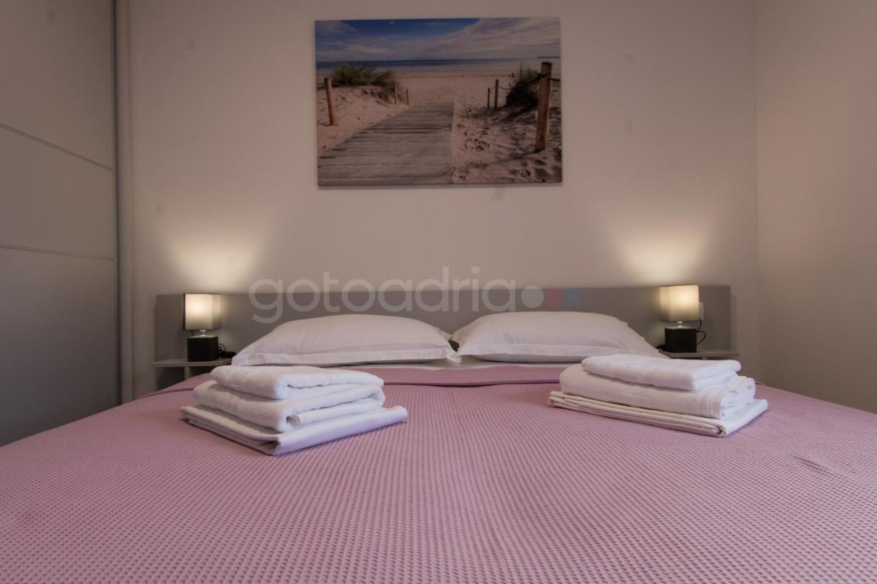 Sea View Apartments Diana มาคาร์สกา ภายนอก รูปภาพ