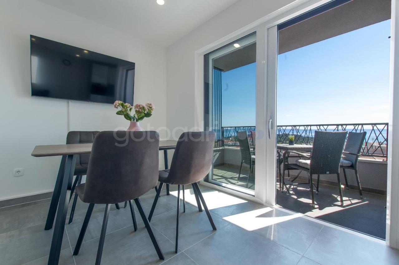 Sea View Apartments Diana มาคาร์สกา ภายนอก รูปภาพ
